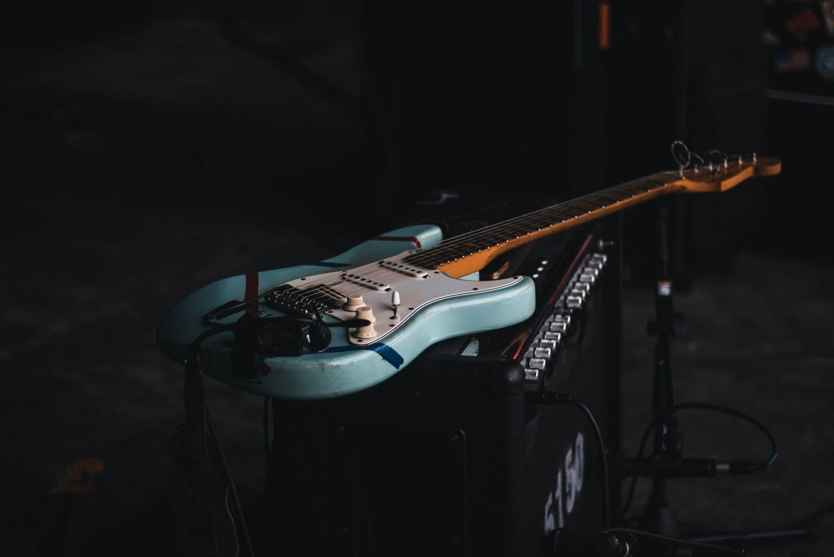 9 Common Mistakes to Avoid while Recording Electric Guitar